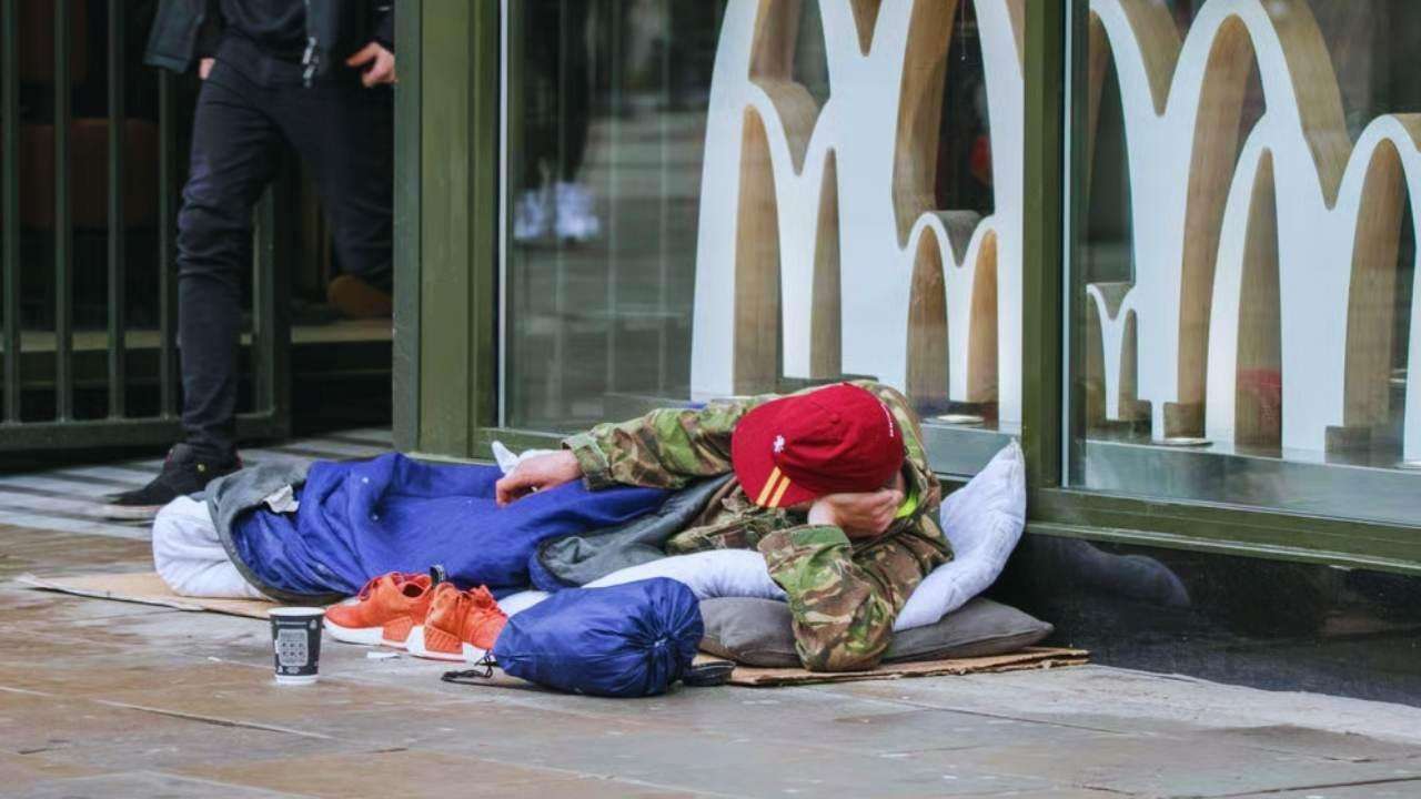 people living on streets of London.jpg